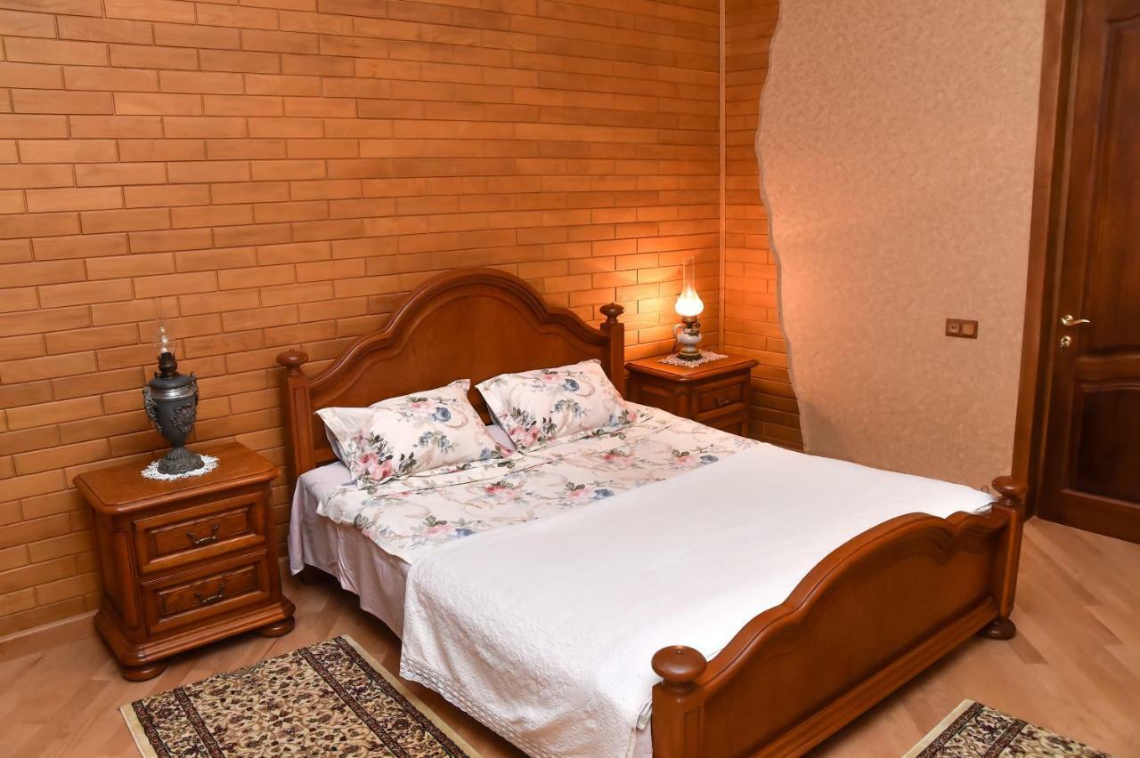 Sofia Hotel Kutaisi Ngoại thất bức ảnh